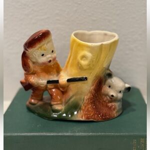 Vintage 1950s Davy Crockett and Bear Figurine/Planter/Collectible